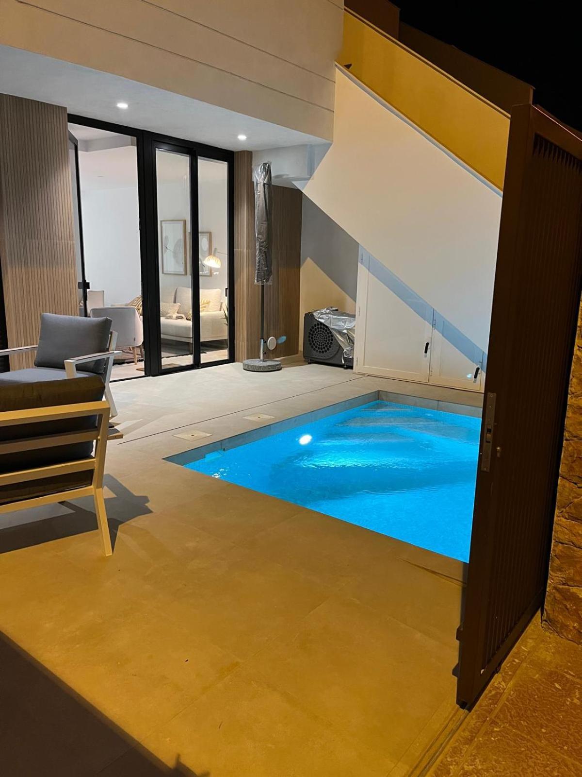 3 Bedroom Caballito De Mar With Private Pool